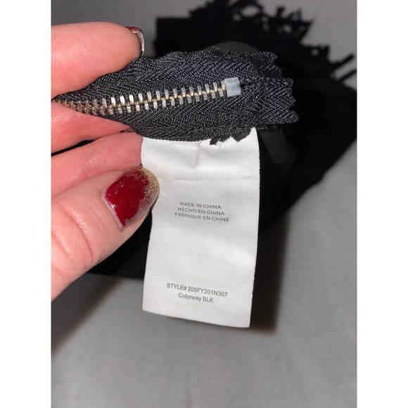 2b Bebe Suede Like Fringe Mini Skirt Size Small - Picture 8 of 10